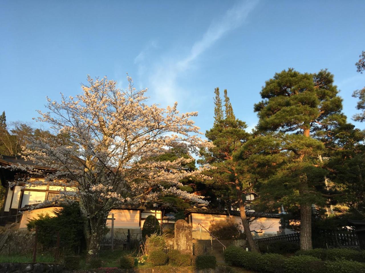 Hotel Fuji House Takayama  Zewnętrze zdjęcie